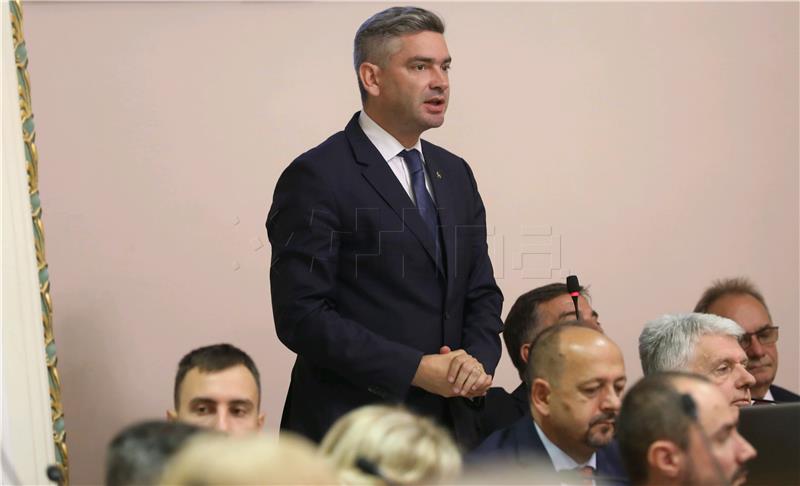 PM, ministers answer questions about Agrokor, pension reform, curricular reform