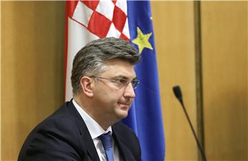 Plenković o pobačaju: Moj je osobni stav da se učini sve da do toga ne dolazi