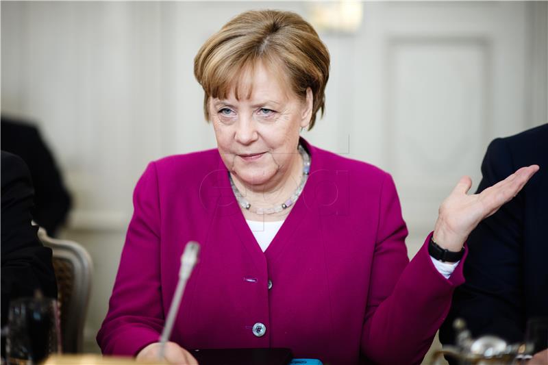 Merkel: saveznički udari u Siriji "potrebni i primjereni"