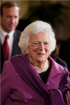 (FILE) USA BARBARA BUSH