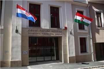 Otvoreno obnovljeno Hrvatsko kazalište u Pečuhu