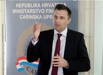 Carina u riječkoj luci s novim mobilnim rendgenskim uređajem vrijednim 1,5 milijun eura