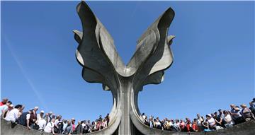 Anti-fascists, Serb National Council commemorate WWII Jasenovac camp victims