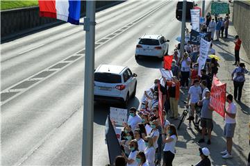 Prosvjed u Podsusedu protiv prerade građevinskog otpada