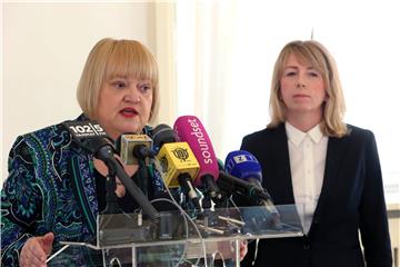 Konferencija za novinare Anke Mrak-Taritaš i Sonje Koenig