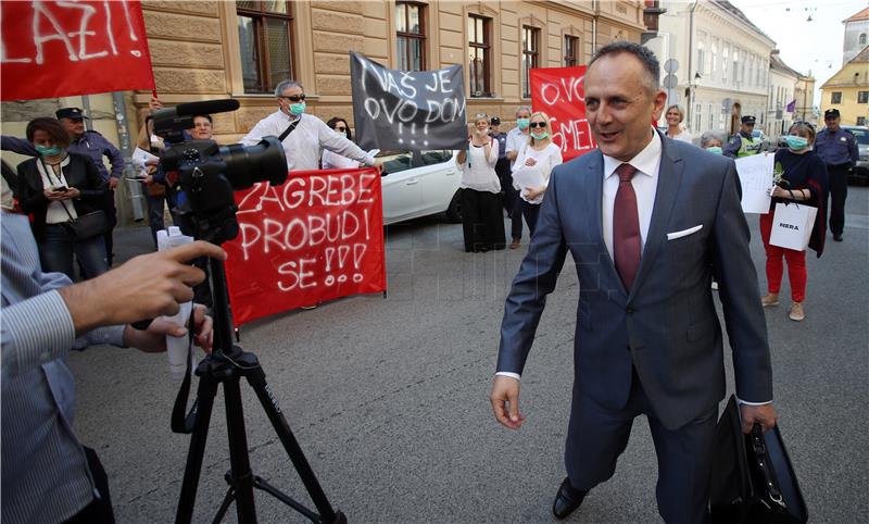 Prosvjed protiv usvajanja prijedlog Plana gospodarenja otpadom u Zagrebu