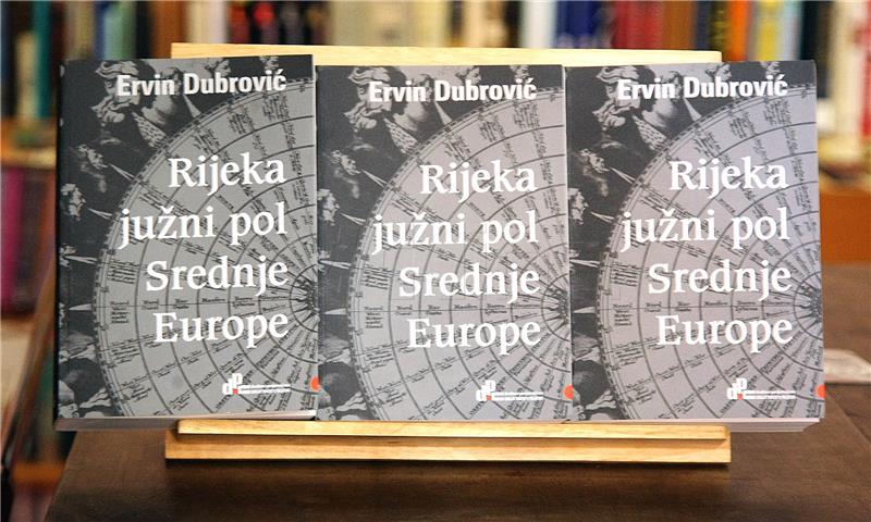 Predstavljena knjiga Ervina Dubrovića "Rijeka-južni pol srednje Europe"