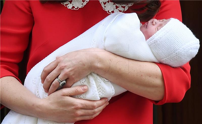 Kensingtonska palača objavila: Mladi princ zvat će se Louis Arthur Charles 