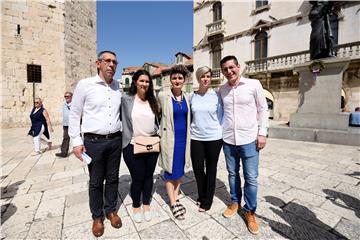 Konferencija za medije građanske inicijative Narod odlučuje