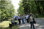 Na proslavu 1. svibnja u zagrebački park Maksimir od jutra pristižu građani