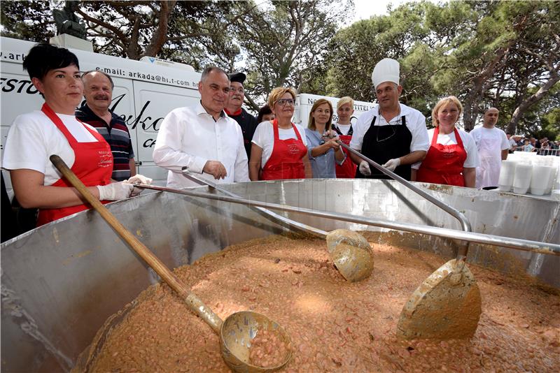 Proslava Praznika rada na Marjanu