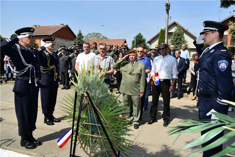 Komemorativna svečanost u Borovu za 12 ubijenih redarstvenika 1991.