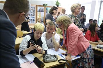 Int'l experts visit Zagreb's School of Graphics, Design and Media Production