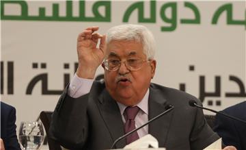 (FILE) MIDEAST PALESTINIANS ABBAS GOVERNMENT