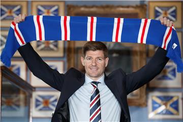 Steven Gerrard preuzeo Glasgow Rangers