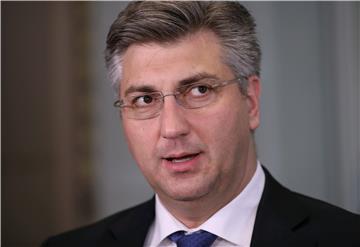 Plenković: Rebalansom proračuna više sredstava za provedbu demografskih mjera 