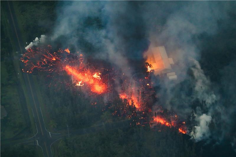 Veliki otok Havaja i dalje pod stanjem uzbune zbog erupcija vulkana i niza potresa 