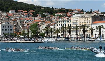 17. međunarodna veslačka regata Sv. Duje