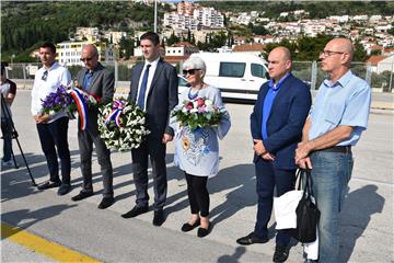 U povodu 26. obljetnice potonuća „Aurore“ u more položeni vijenci
