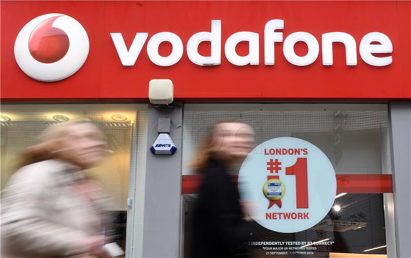 (FILE) BRITAIN VODAFONE LIBERY GLOBAL DEAL