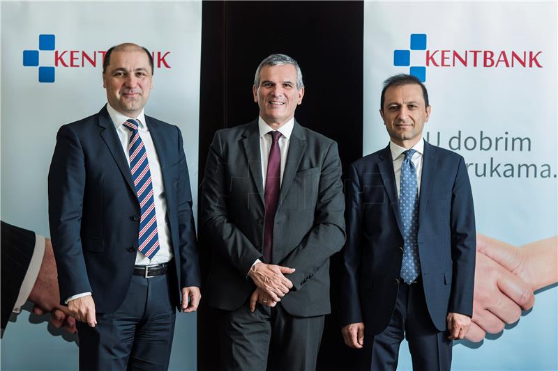 kent_bank-100518.jpg