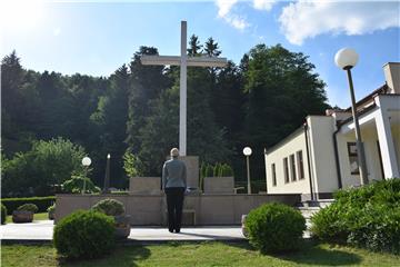 President honours Croatian victims killed after WWII