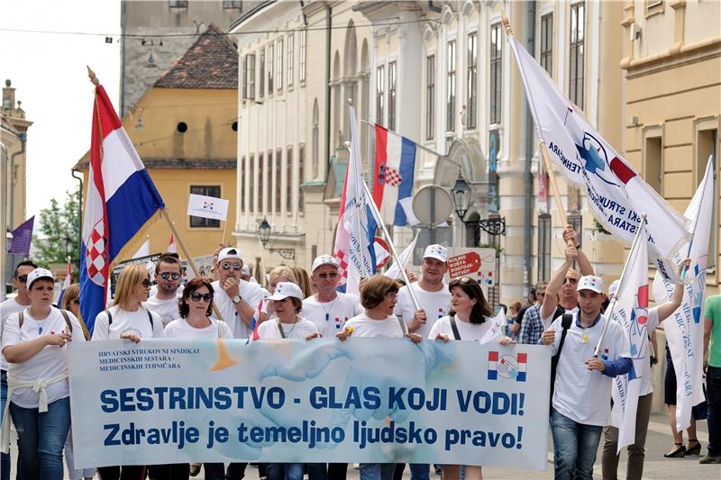 Prosvjedna povorka medicinskih sestara i tehničara