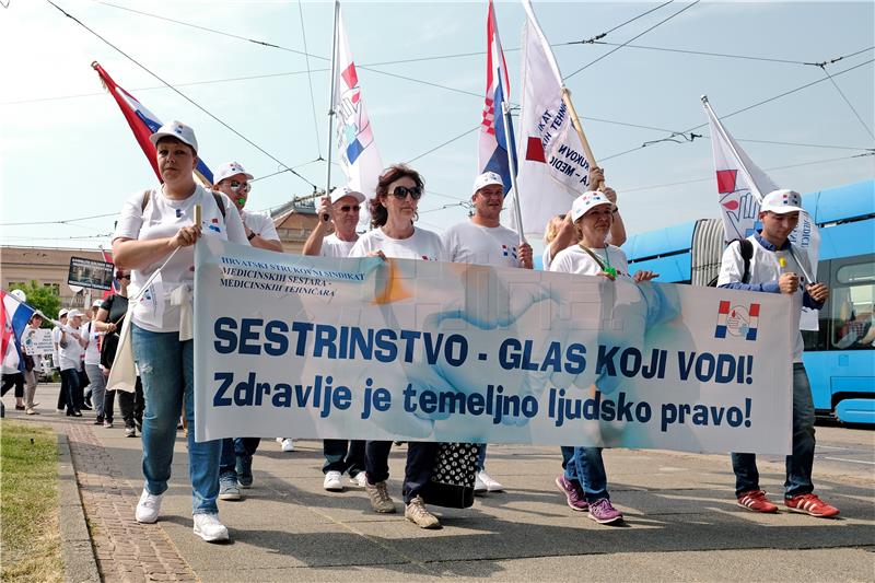 Prosvjedna povorka medicinskih sestara i tehničara