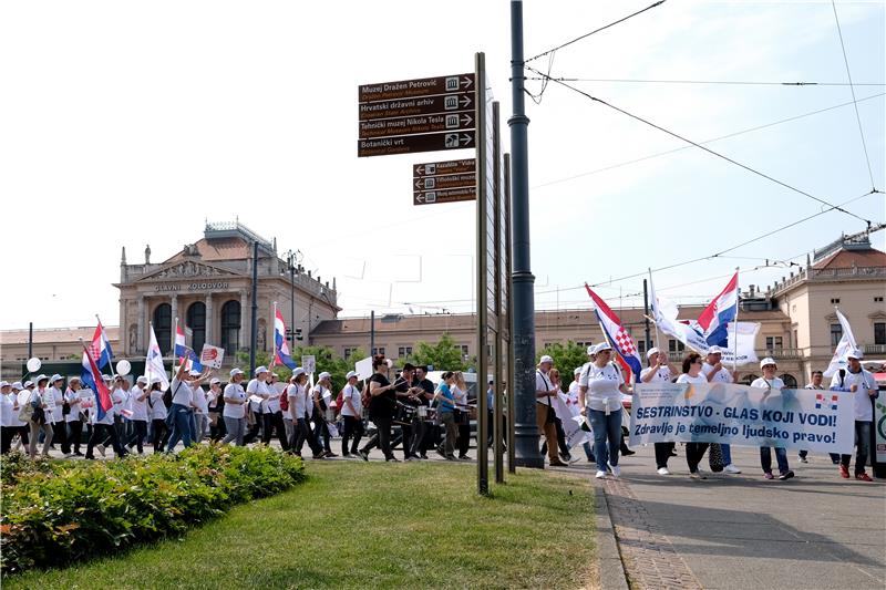 Prosvjedna povorka medicinskih sestara i tehničara