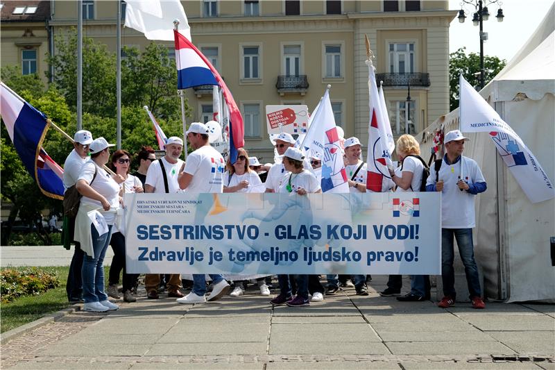 Prosvjedna povorka medicinskih sestara i tehničara