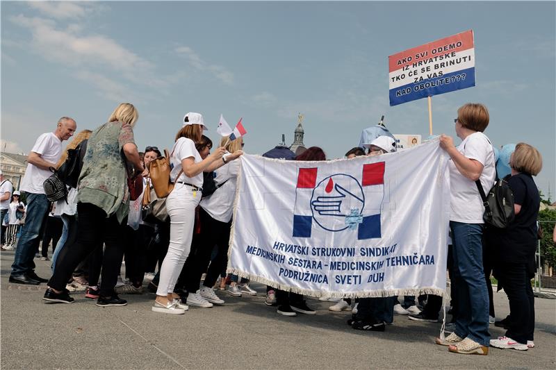 Prosvjedna povorka medicinskih sestara i tehničara