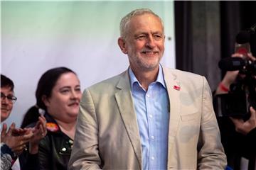 Corbyn na prosvjedu radnika u Londonu za veće plaće