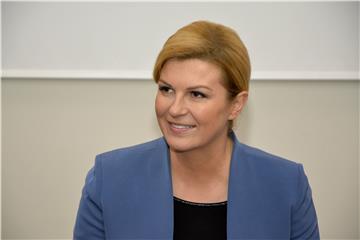 Grabar-Kitarović po prvi put u posjetu Županiji posavskoj