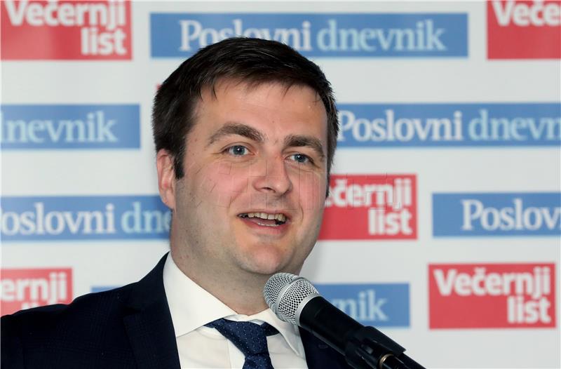 Ćorić: Cijene plina i struje ostat će stabilne; na rast cijene nafte država ne može utjecati