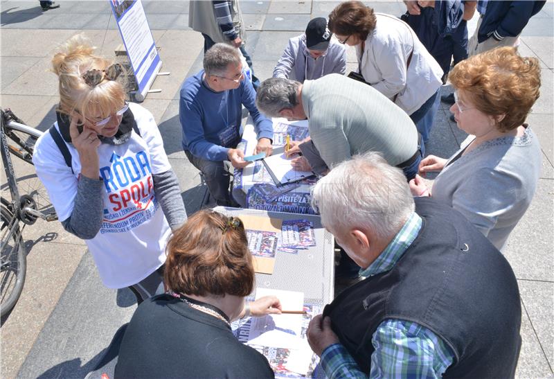 Prikupljanje potpisa za referendum o Istanbulskoj konvenciji