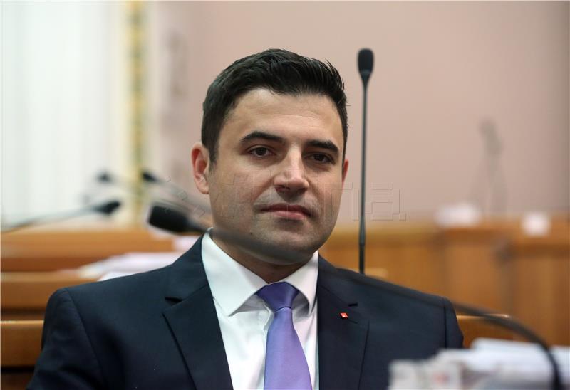 SDP leader says PM personally headed Borg group