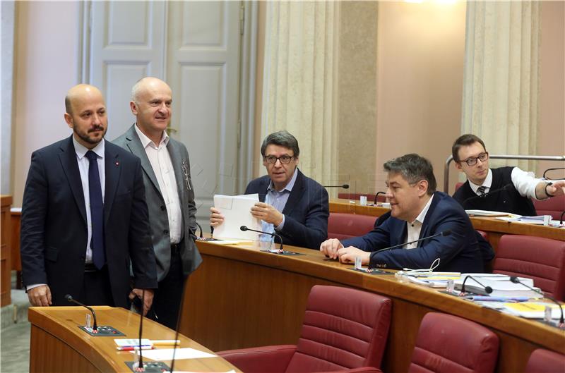 Parliamentary majority rejects opposition's Agrokor motions