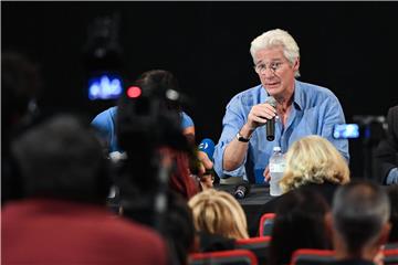 Richard Gere se nakon 30 godina vraća na male ekrane