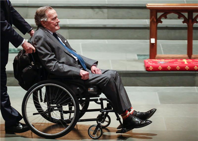 Bivši američki predsjednik George H.W. Bush prebačen u bolnicu