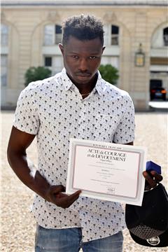 FRANCE MIGRANT HERO