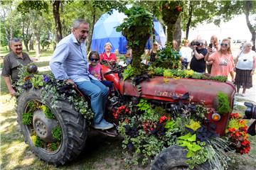 Svečano otvarena 53. Međunarodna vrtna izložba "Floraart"