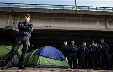 FRANCE MIGRATION PARIS CAMP EVACUATION