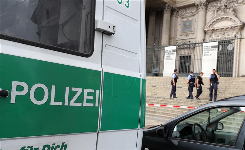 GERMANY POLICE BERLINER CATHEDRAL