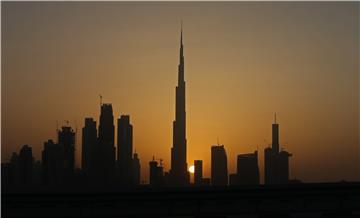 UAE DUBAI PHOTO ESSAY RACE TO BE THE TALLEST