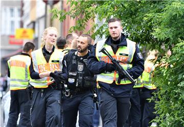 Police operation at an elementary school in Berlin