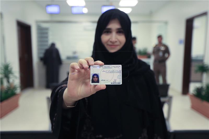 SAUDI ARABIA WOMEN DRIVING LICENSE