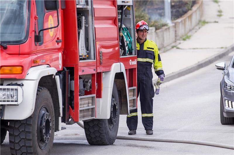 Split: Požar u blizini hotela Zagreb