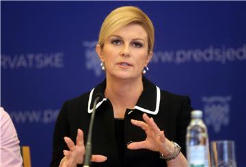 Grabar-Kitarović predstavlja demografske mjere: Riječ je o životnom pitanju