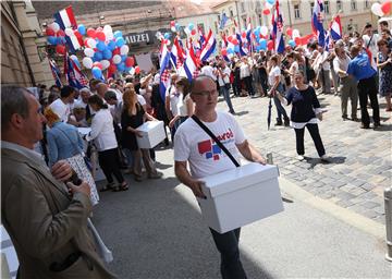 Inicijativa Narod odlučuje predaje Hrvatskome saboru Zahtjev za raspisivanje referenduma za pravedniji izborni sustav