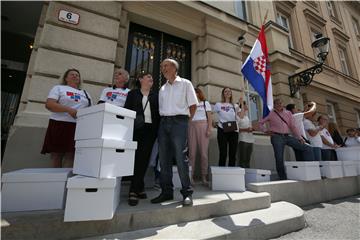 Inicijativa Narod odlučuje predaje Hrvatskome saboru Zahtjev za raspisivanje referenduma za pravedniji izborni sustav